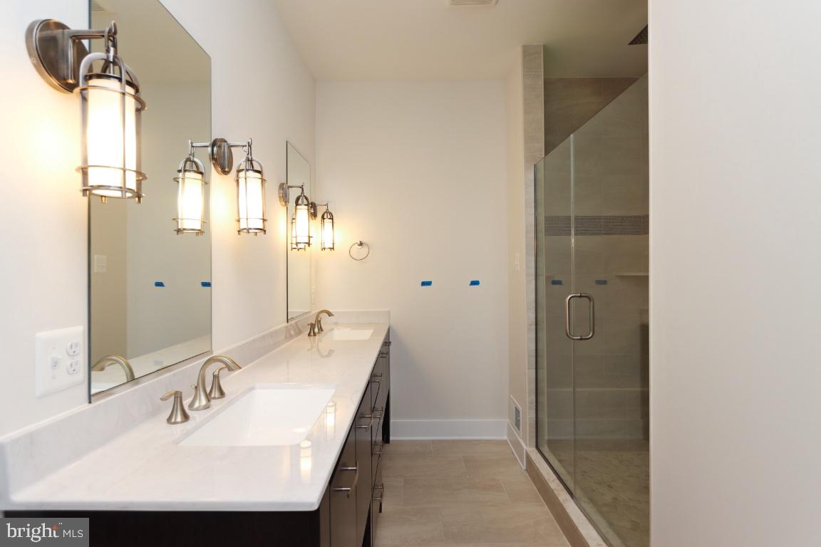 2127 Dixon Road Frederick, MD 21704 - Photo 13 of 34 Luxury primary bathroom.