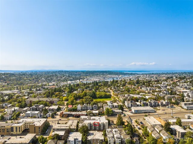 $360,000 | 4020 Aurora Avenue North, Unit 411, Seattle, WA 98103