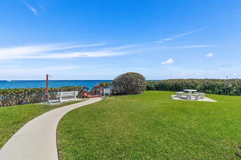$560,000 | 4200 North Ocean Drive, Unit 11404, Singer Island, FL 33404
