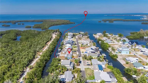 $359,000 | 827 Seabreeze Drive, Ruskin, FL 33570