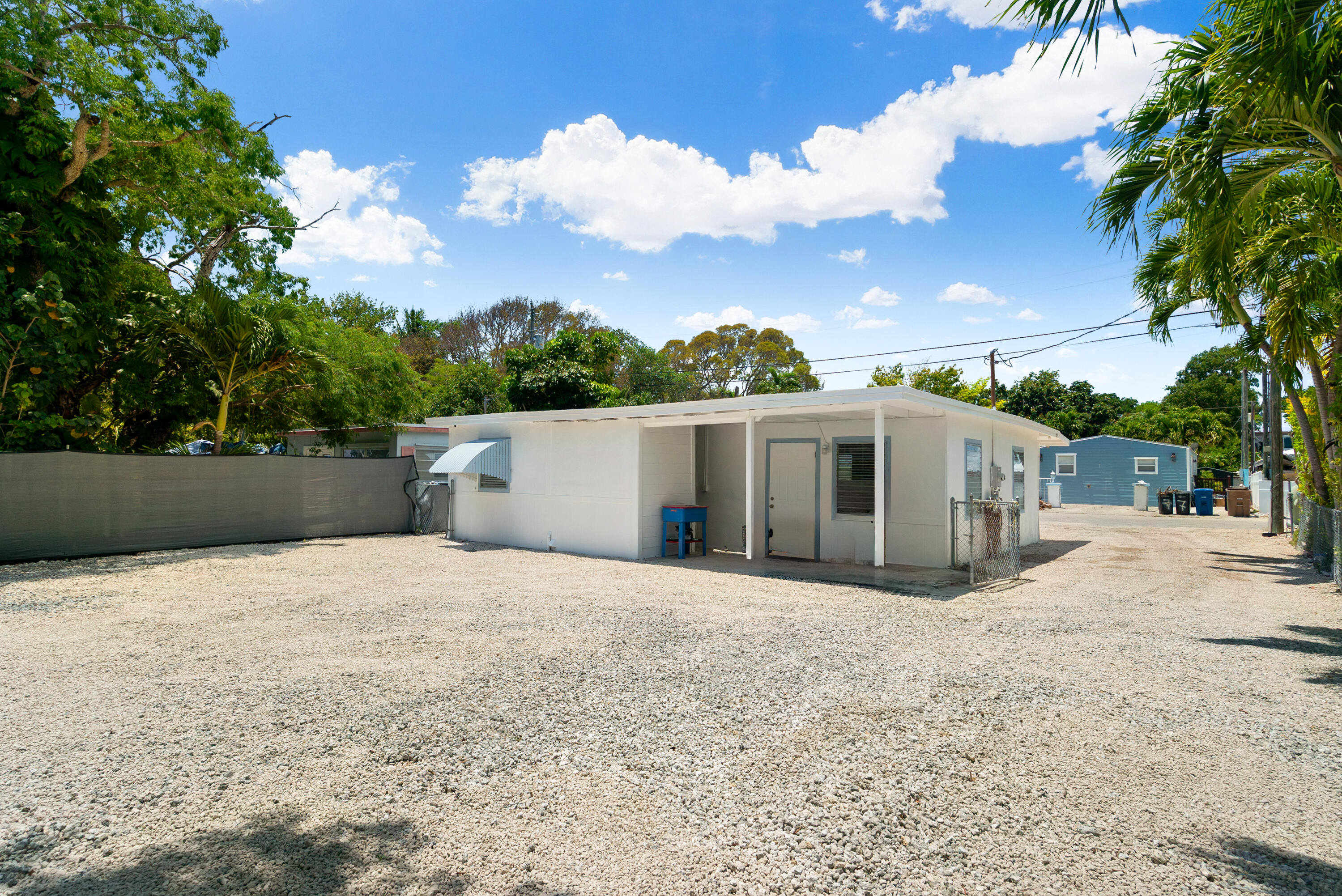 4 Tina Place Key Largo, FL 33037 - Photo 20 of 30 Spacious backyard!