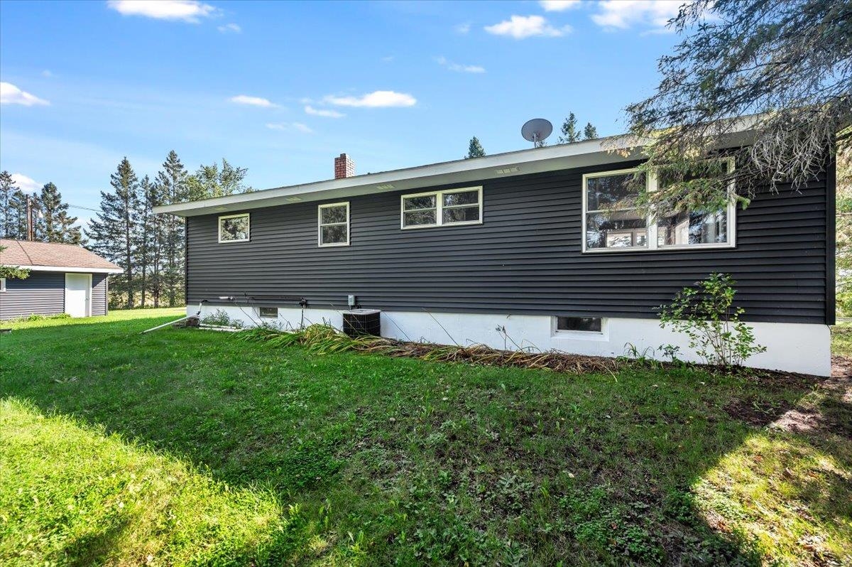 5164 Miller Road Superior, WI 54880 - Photo 3 of 25 Gallery Image 3