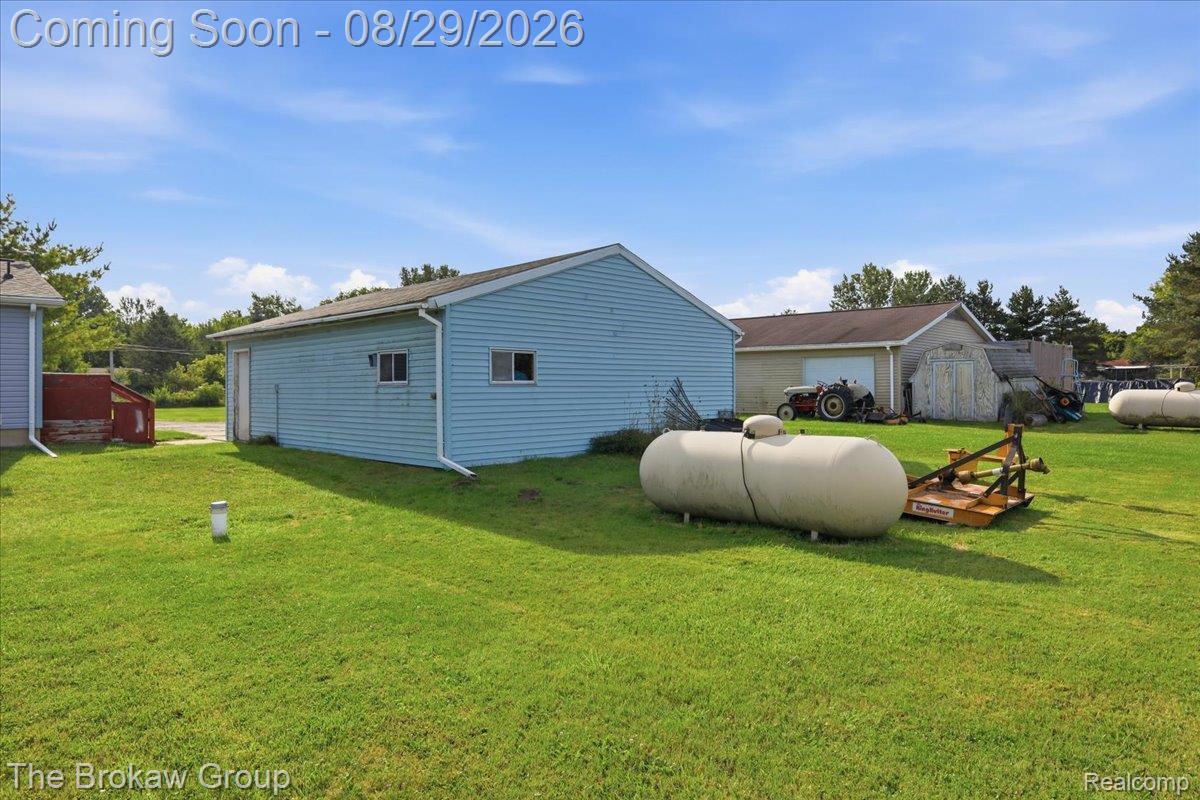 5189 North Webster Road Flushing, MI 48433 - Photo 45 of 46 44-IMG_4435.jpg