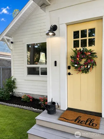 $599,950 | 507 East Wapato Avenue, Chelan, WA 98816