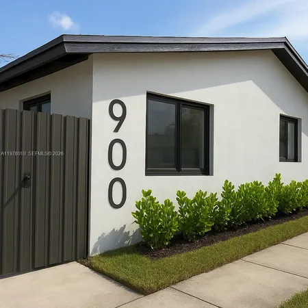 $1,950 | 900 Northwest 8th Avenue, Unit 3, Pompano Beach, FL 33060