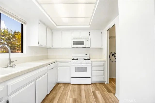 $629,950 | 2307-2307 East Curtis Court, Glendora, CA 91741