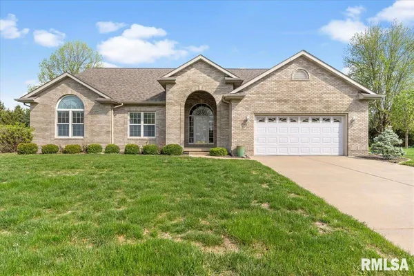 $420,000 | 3617 Sundance Drive, Springfield, IL 62711