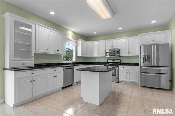 $420,000 | 3617 Sundance Drive, Springfield, IL 62711