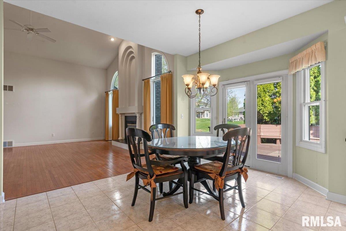 3617 Sundance Drive Springfield, IL 62711 - Photo 10 of 39