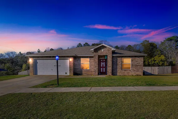 $271,500 | 2412 Cumberland Way, Crestview, FL 32536
