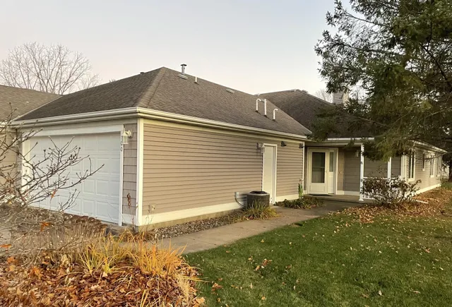 $249,900 | 100 Idle Hour Court, Wabasha, MN 55981