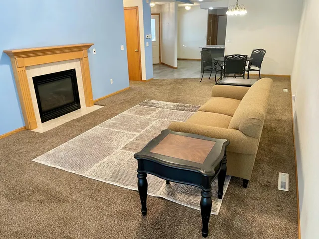 $249,900 | 100 Idle Hour Court, Wabasha, MN 55981