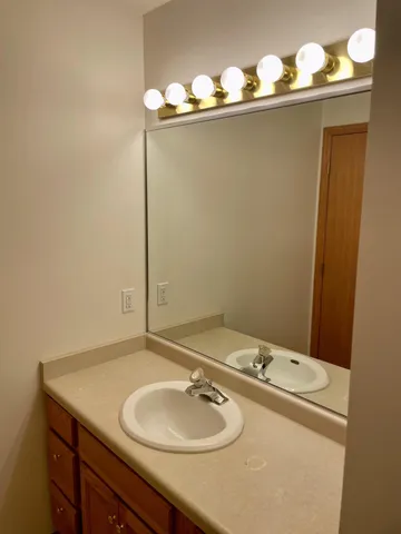 $249,900 | 100 Idle Hour Court, Wabasha, MN 55981