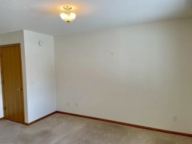 $249,900 | 100 Idle Hour Court, Wabasha, MN 55981