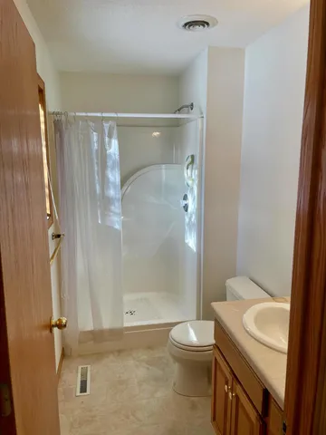 $249,900 | 100 Idle Hour Court, Wabasha, MN 55981