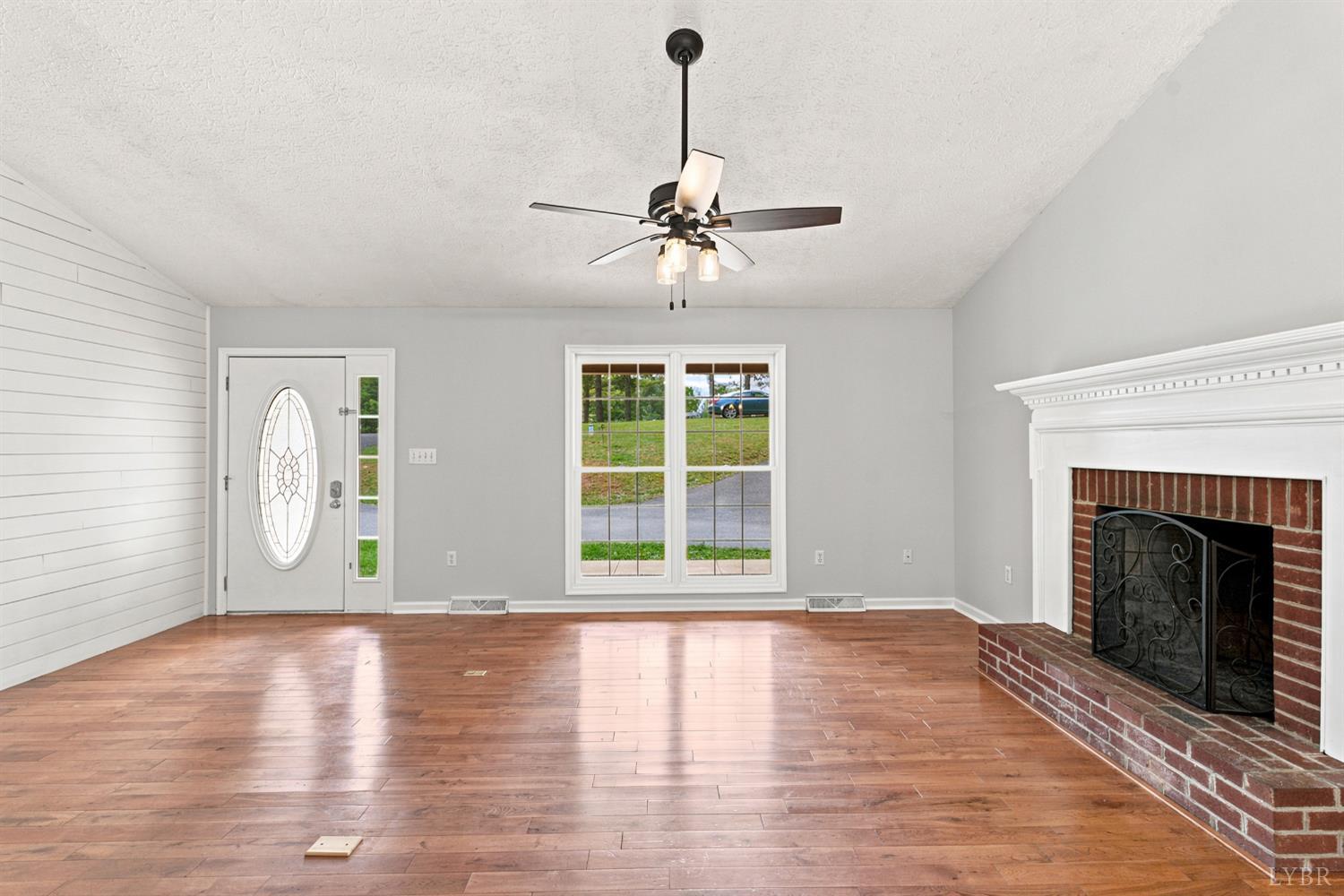 137 Deer Path Rustburg, VA 24588 - Photo 15 of 61