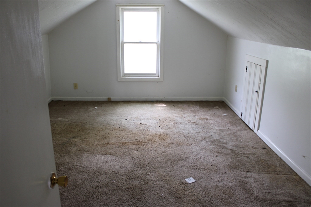 3 Ledge Street Sutton, MA 01590 - Photo 10 of 12 an empty room with a window