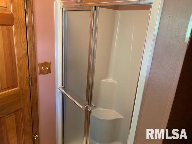 5545 Stagecoach Road Pleasant Plains, IL 62677 - Photo 9 of 14 Gallery Image 9