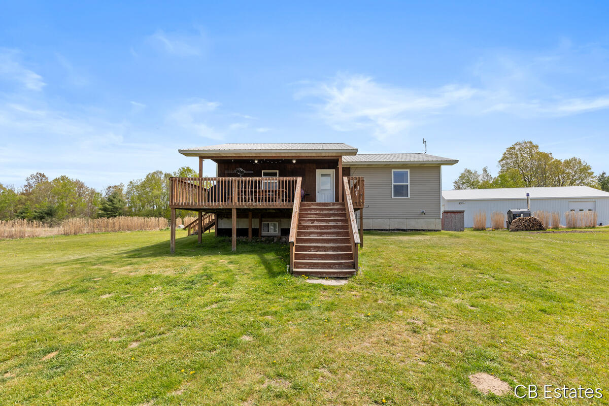 7147 East 6 Mile Road Big Rapids, MI 49307 - Photo 2 of 34