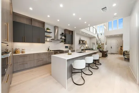 $1,385,000 | 207 Morningside Drive, Roanoke, TX 76262