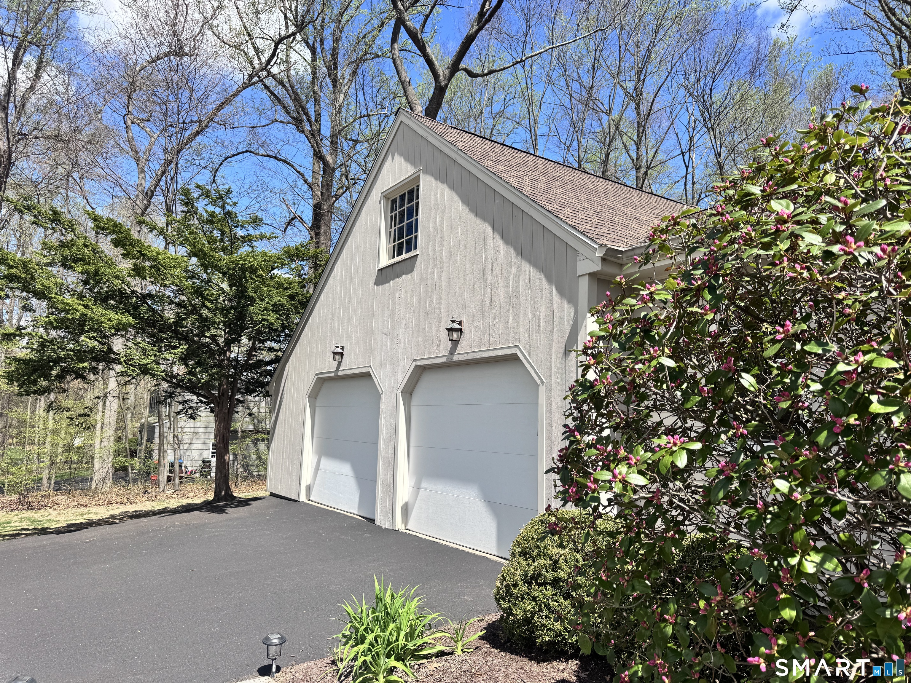 49 Midland Road Trumbull, CT 06611 - Photo 5 of 5