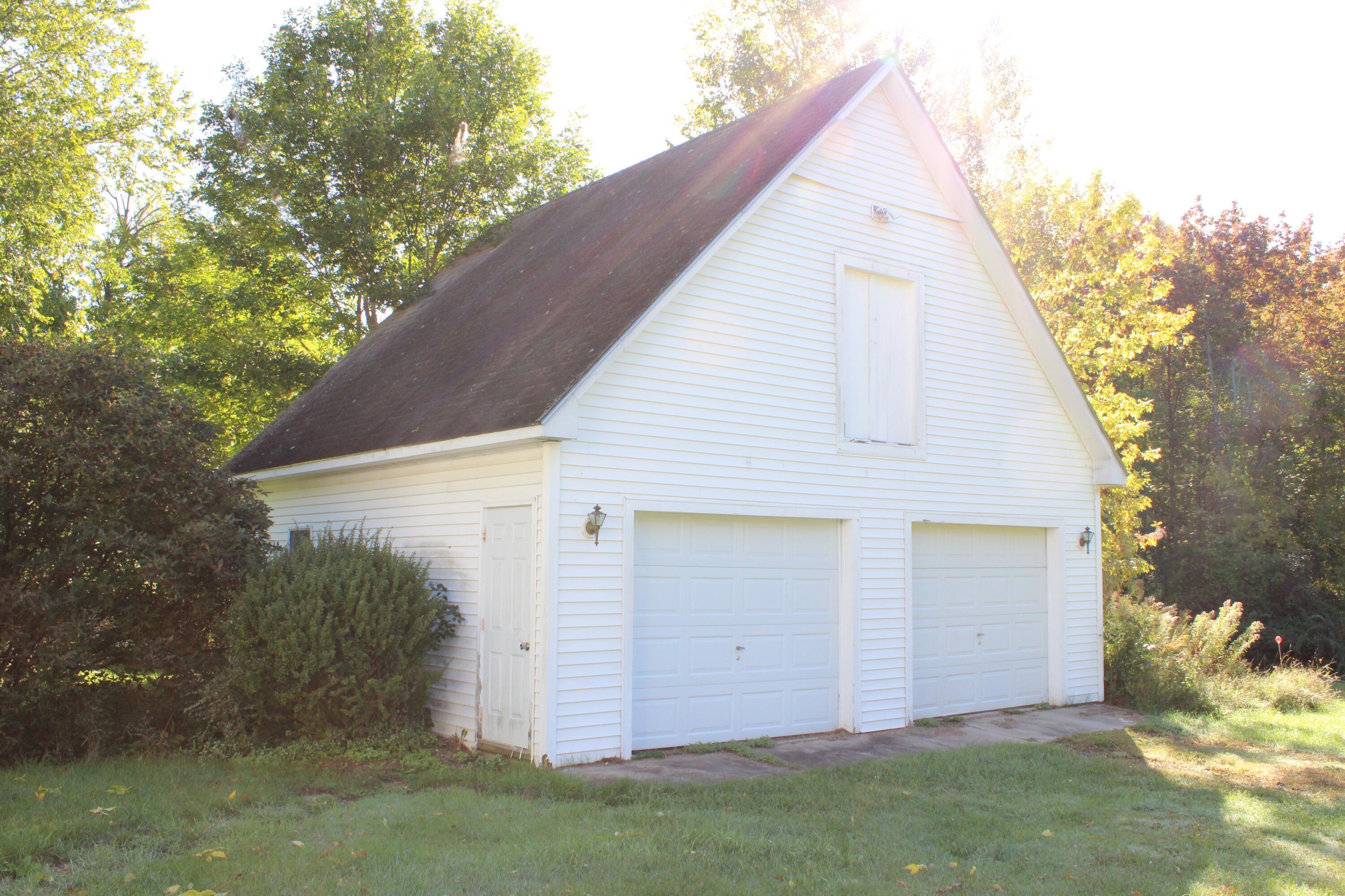 559 Abbott Road Winslow, ME 04901 - Photo 6 of 51 Detached Garage