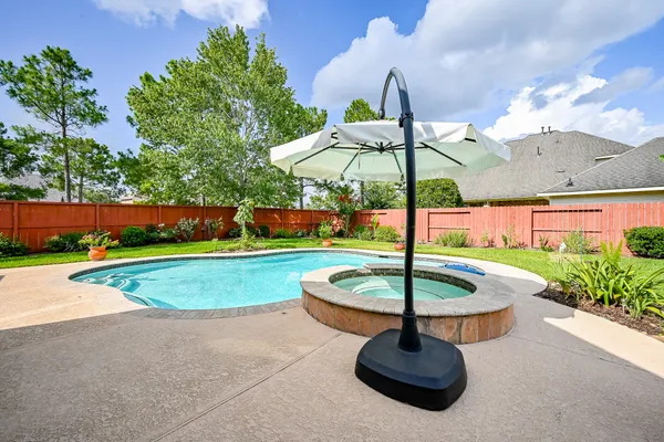 $5,950 | 6342 Collina Springs Court, Houston, TX 77041