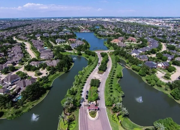 $5,950 | 6342 Collina Springs Court, Houston, TX 77041
