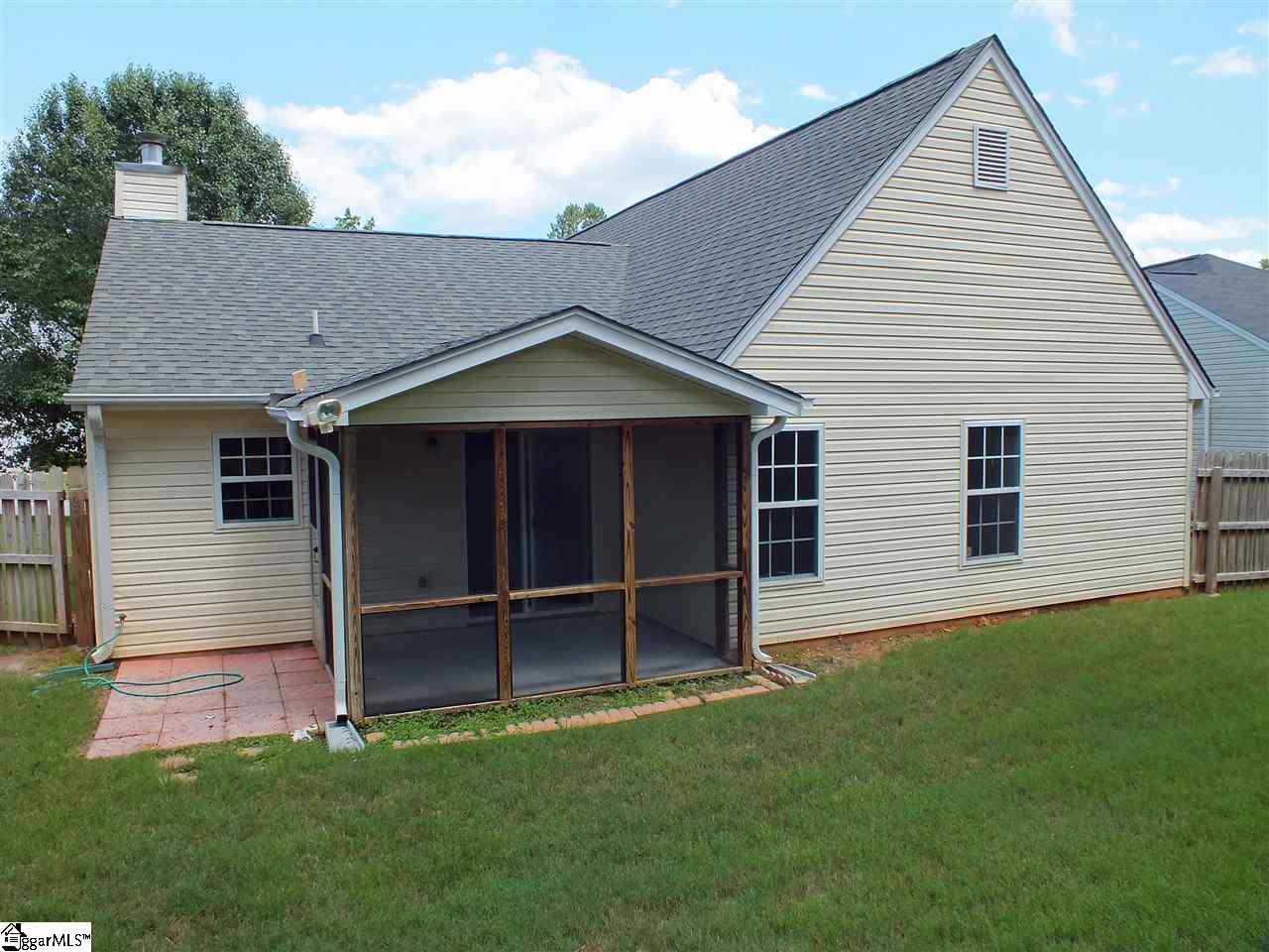 206 Rivereen Way Simpsonville, SC 29680 - Photo 3 of 14 Gallery Image 3