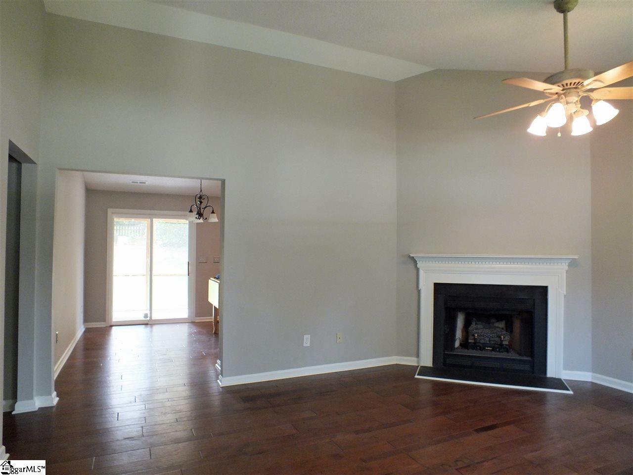 206 Rivereen Way Simpsonville, SC 29680 - Photo 5 of 14 Gallery Image 5