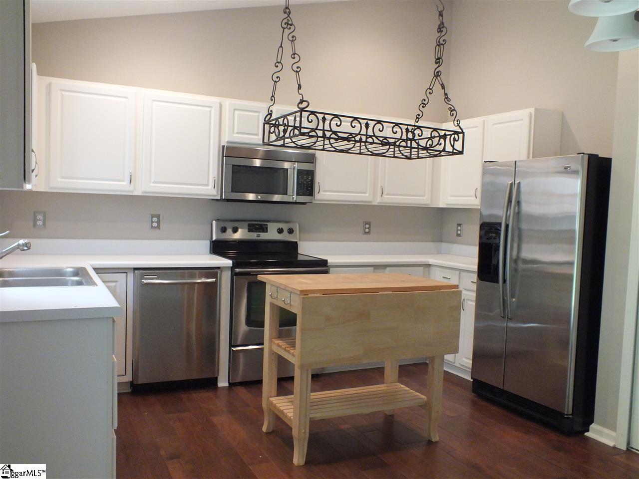 206 Rivereen Way Simpsonville, SC 29680 - Photo 8 of 14 Gallery Image 8