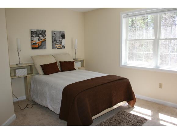 11 Simeon Wilson Road Amherst, NH 03031 - Photo 14 of 18