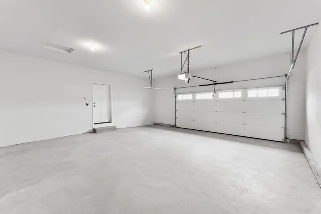 $679,900 | N28W25285 Madeline Boulevard, Unit A BLDG 14 52, Pewaukee, WI 53072