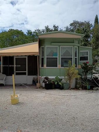 $360,000 | 101551 Overseas Highway, Key Largo, FL 33037