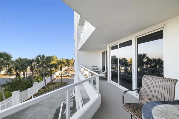 $1,100,000 | 110 Gulf Shore Drive, Unit 226, Destin, FL 32541