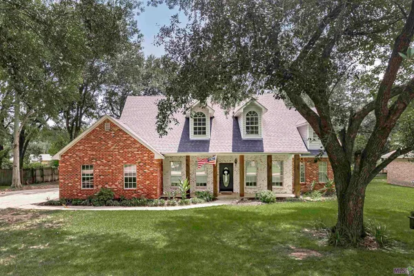 $450,000 | 1959 Fairview Avenue, Port Allen, LA 70767