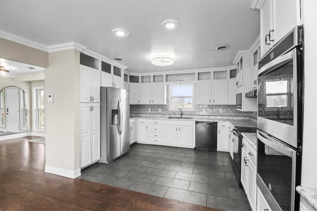 3620 South Ketterman Road Oak Grove, MO 64075 - Photo 11 of 41