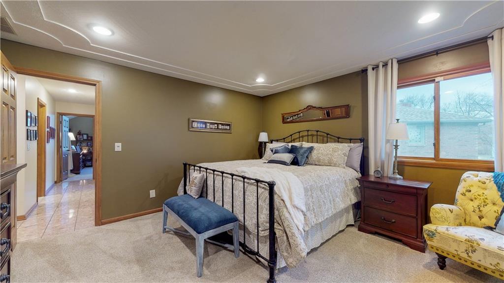 71 Charing Cross Road Indianapolis, IN 46217 - Photo 15 of 37 Gallery Image 15