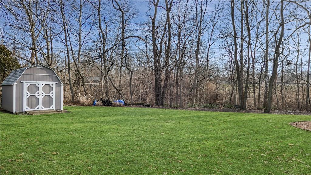 71 Charing Cross Road Indianapolis, IN 46217 - Photo 33 of 37 Gallery Image 33