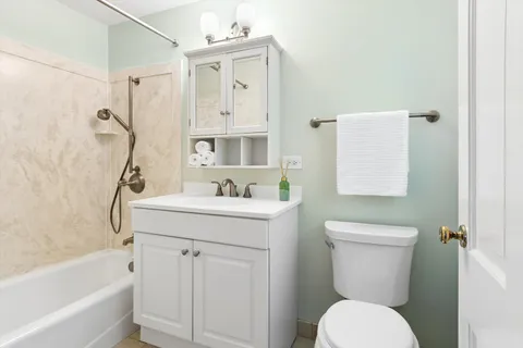 $899,900 | 4120 Harvey Avenue, Western Springs, IL 60558