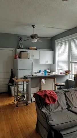 $1,500 | 2350 West Augusta Boulevard, Unit 3E, Chicago, IL 60622