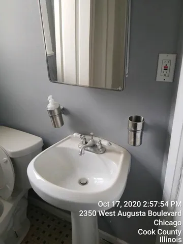 $1,500 | 2350 West Augusta Boulevard, Unit 3E, Chicago, IL 60622