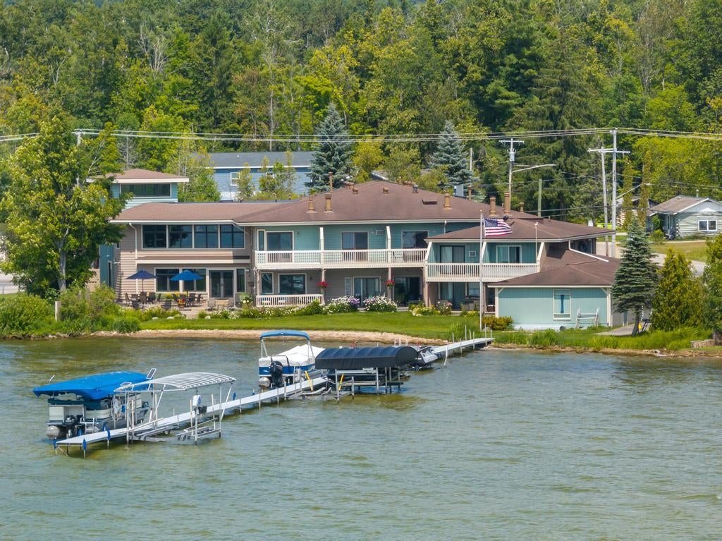 4444 Oden Road Alanson, MI 49706 - Photo 11 of 60 Gallery Image 11