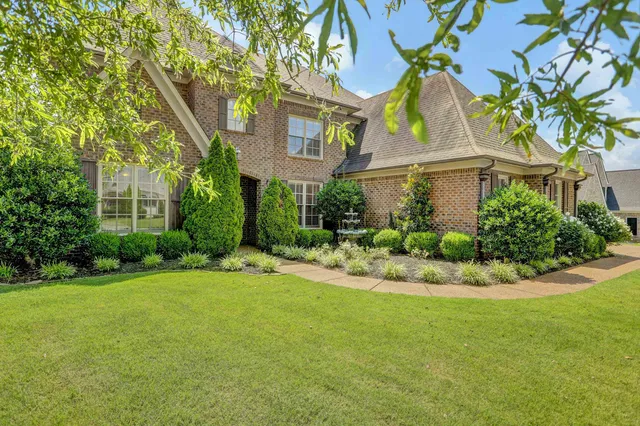 $879,000 | 3930 Potter Woods Cove, Lakeland, TN 38002