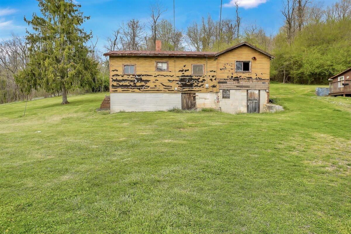 1803 Webster Road Roanoke, VA 24012 - Photo 5 of 33 05-1803 Webster Rd_05