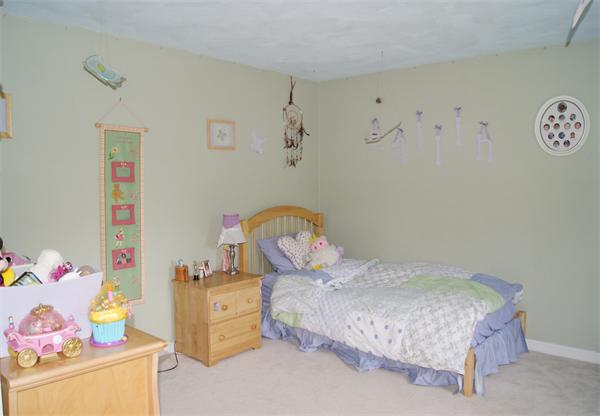 22 Deer Path, Unit 2 Maynard, MA 01754 - Photo 8 of 12 Gallery Image 8