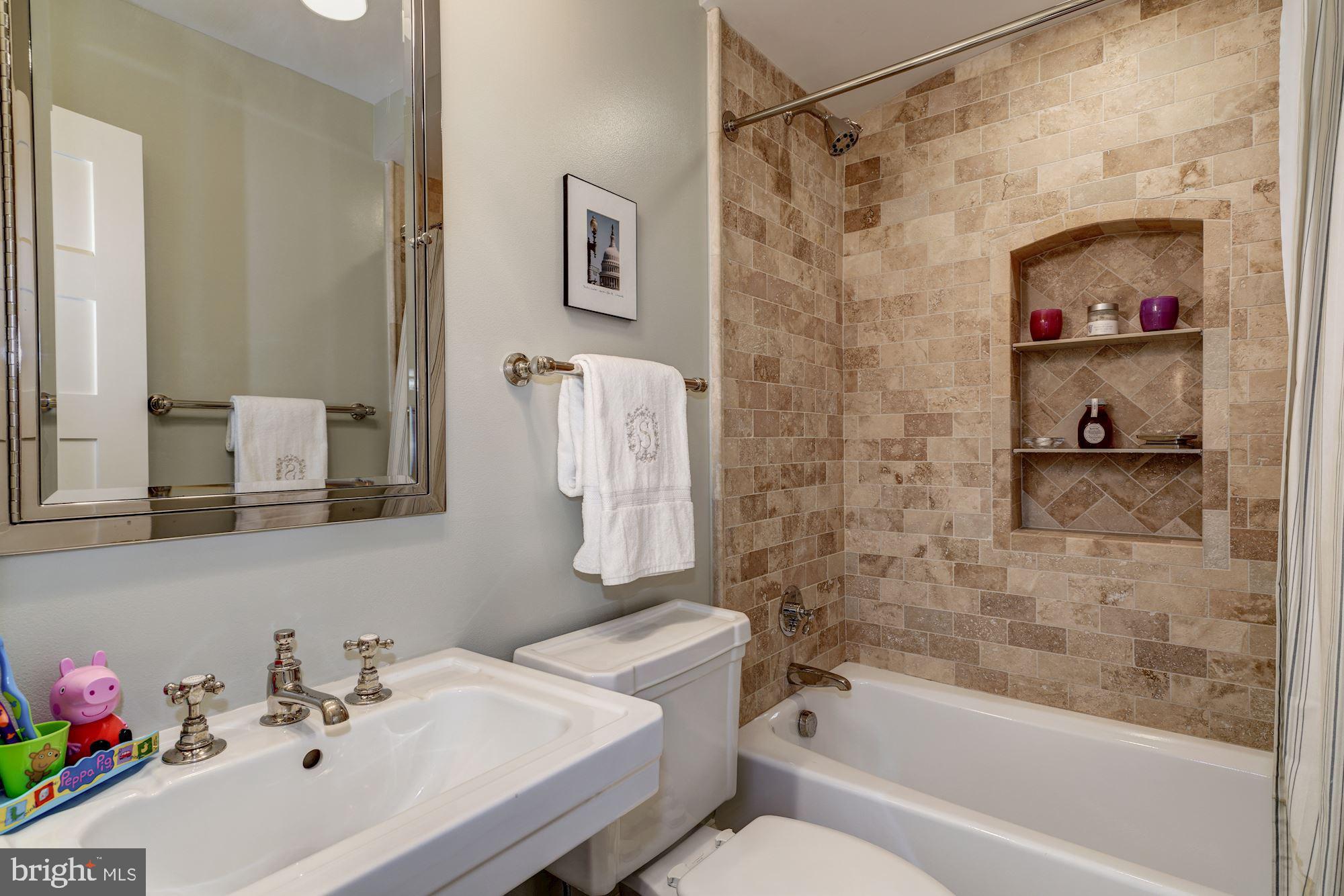 612 E Street Southeast Washington, DC 20003 - Photo 32 of 40