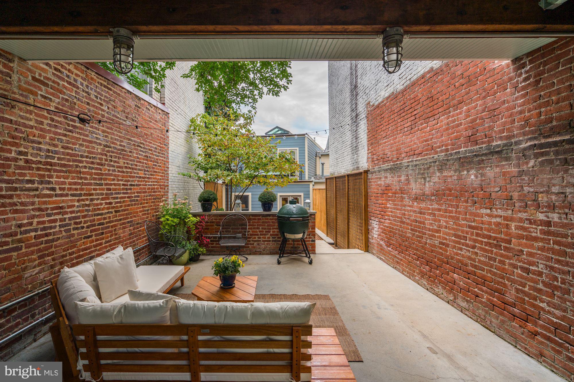 612 E Street Southeast Washington, DC 20003 - Photo 35 of 40