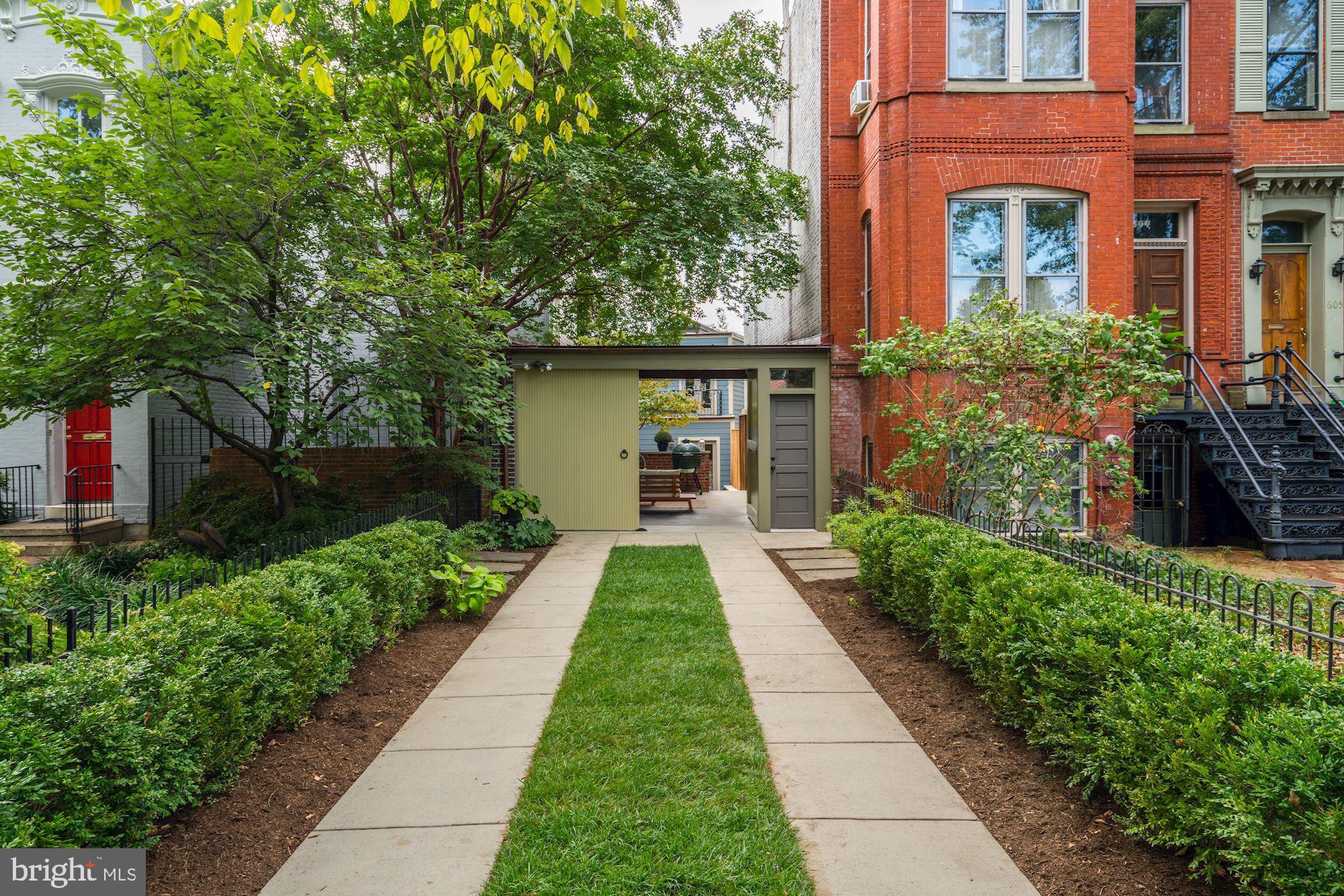 612 E Street Southeast Washington, DC 20003 - Photo 37 of 40