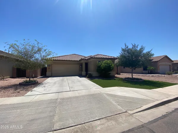 $2,100 | 7721 South 68th Drive, Laveen, AZ 85339